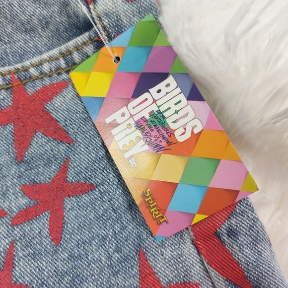 Birds of Prey Shorts Womens Size LARGE Harley Quinn Light Wash Denim Distressed - Picture 2 of 10